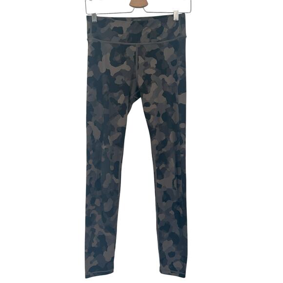 Athleta Girls Active Athleisure Printed Chit Chat Tights Camo Leggings‎ Size 16 - Picture 2 of 7